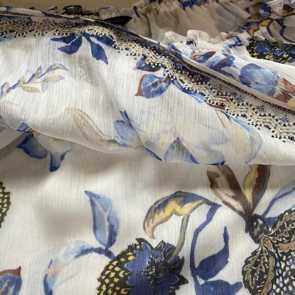 WHITE HOUSE BLACK MARKET White Blue Floral Off-Shoulder Beaded Boho Top Size XXS - Picture 13 of 16